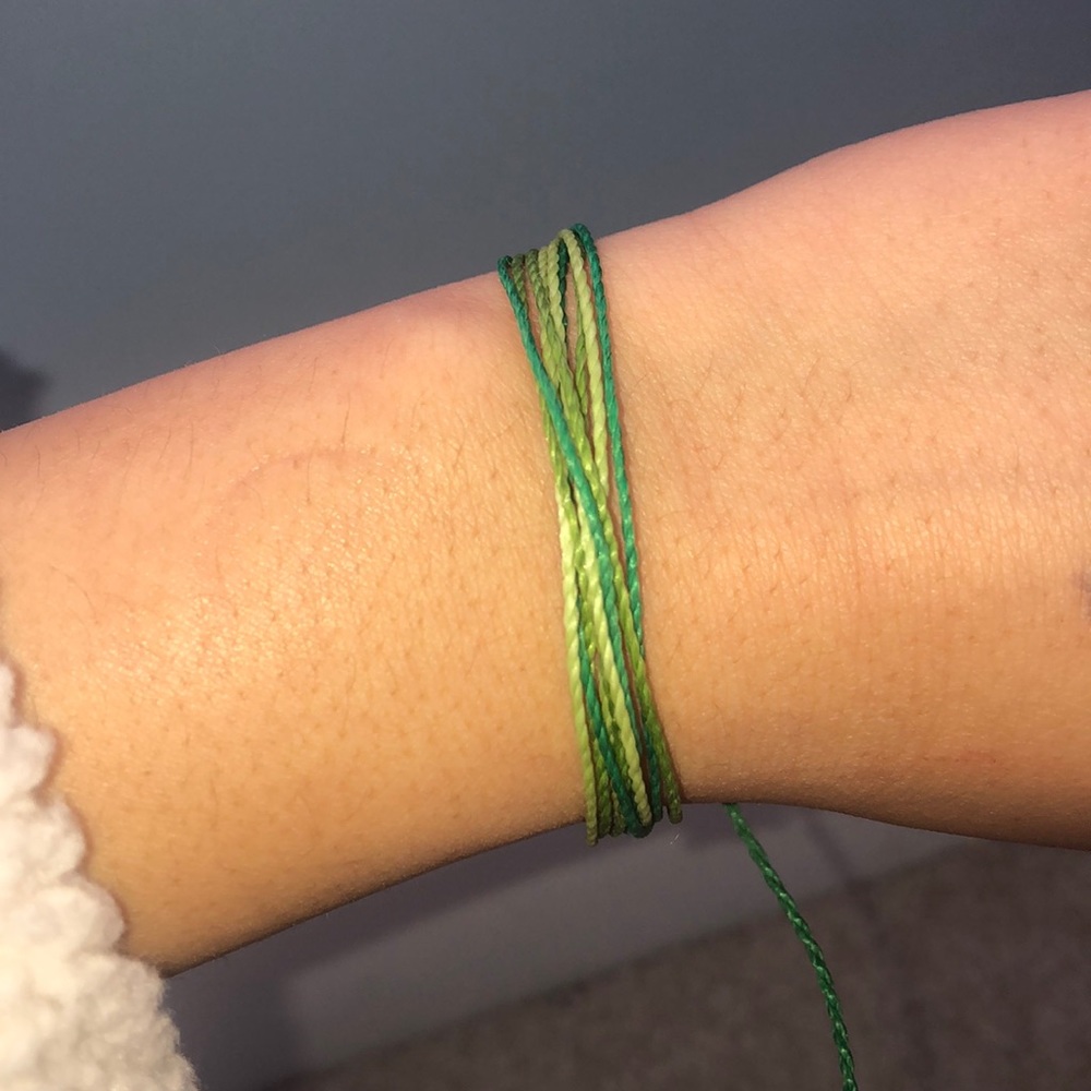 green “save the turtles” pura vida bracelet